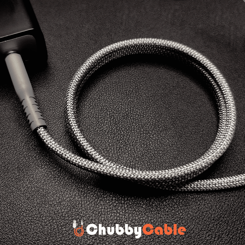 "MagSnap Chubby Pro" Retractable 100W Fast-Charge Cable