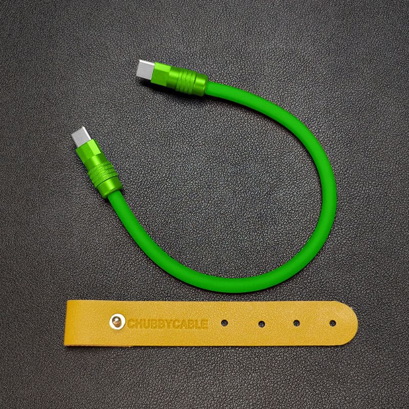 "Monochrome Chubby" Power Bank Friendly Cable - Silicone Material